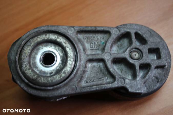 NAPINACZ PASKA OPEL ASTRA K 1.4 T  12638689 40 TYS PRZEBIEG - 4