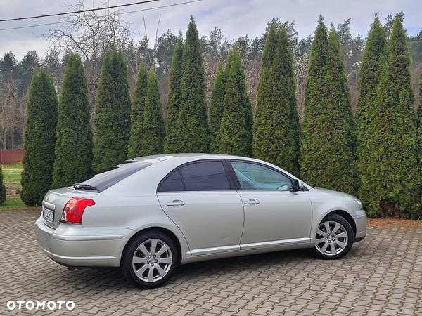 Toyota Avensis 2.0 D-4D Premium - 13