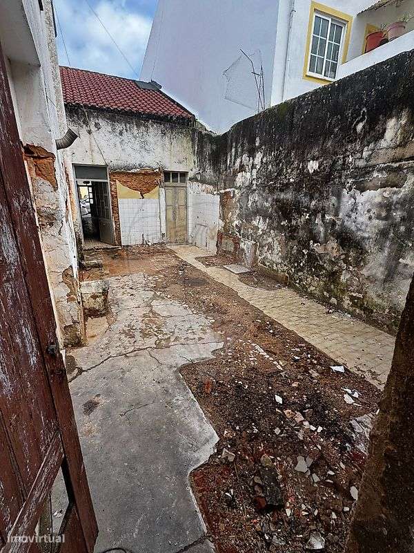 Moradia T4 para venda-8