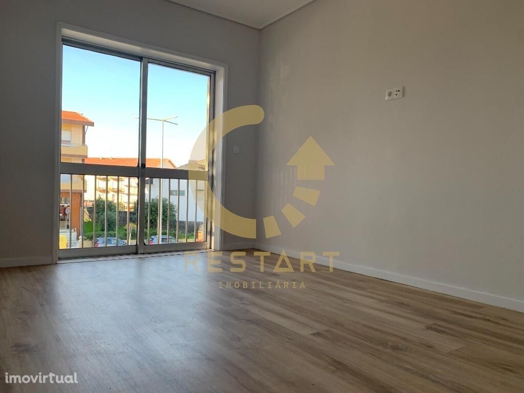 Apartamento T3 - Renovado - Lugar de garagem - Ermesinde - Maia