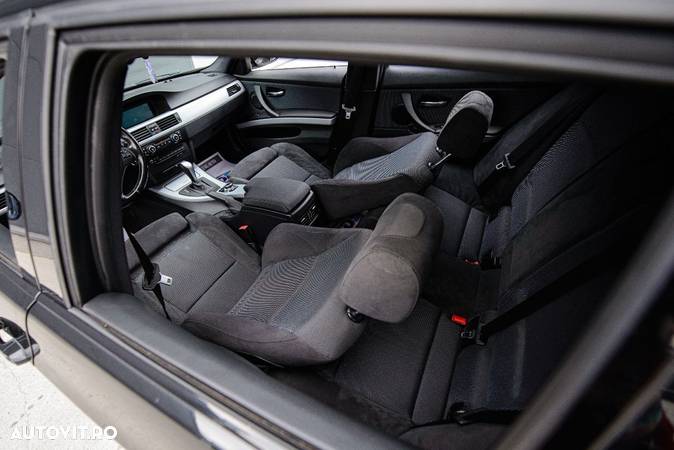 BMW Seria 3 320d Touring xDrive Sport-Aut. - 13
