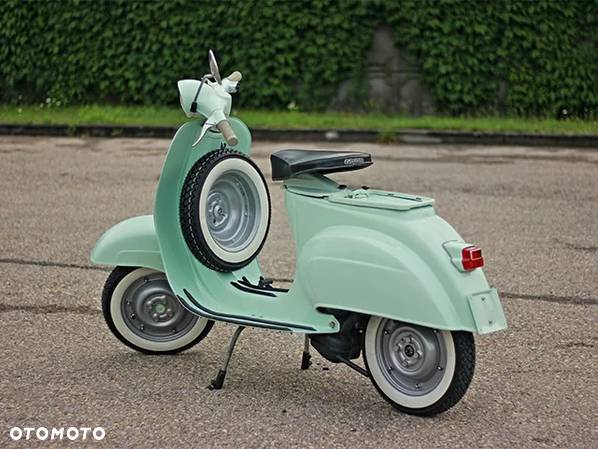 Piaggio Vespa - 3