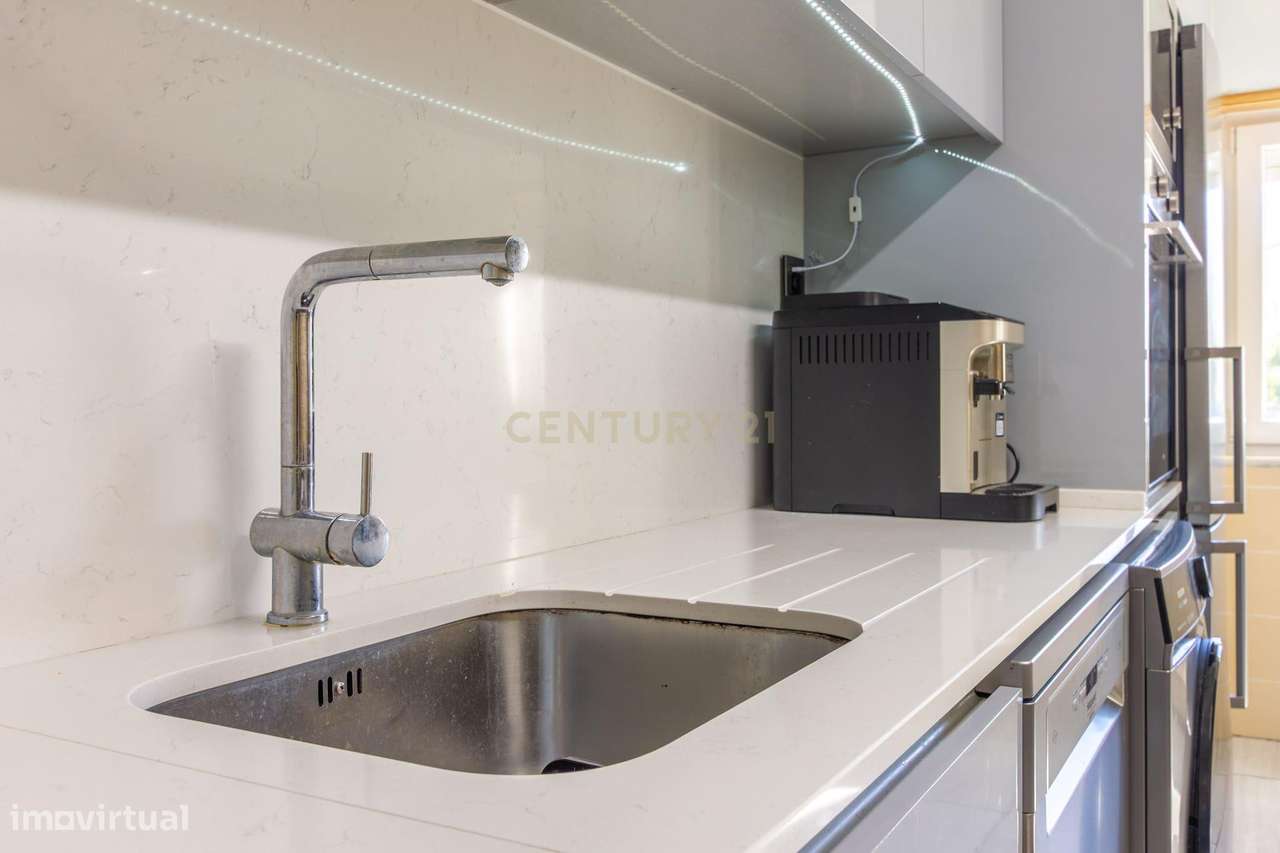 Apartamento T2 renovado - Grande imagem: 4/16