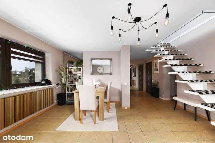 Urokliwie położony dom w Juszczynie na Sprzedaż-5