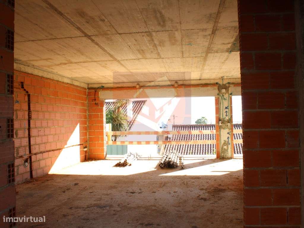 Moradia V3 em construção no Bairro do Girassol, Ramada - Grande imagem: 5/17