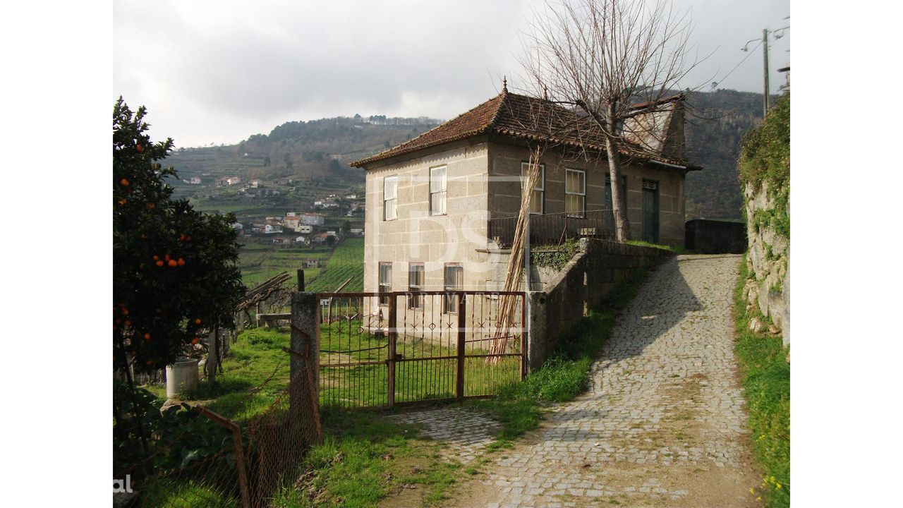 Moradia rústica em Santa Marinha do Zêzere