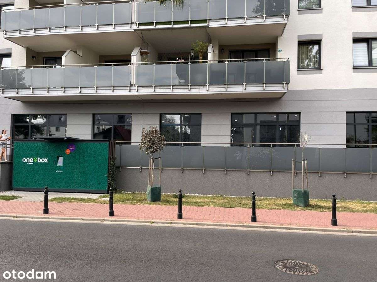 Prestiżowy lokal usługowy 180 m² – duże witryny-9