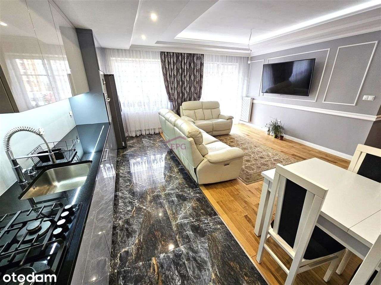 3 Pokojowy Apartament Z Ogródkiem, Wysoki Standard-2