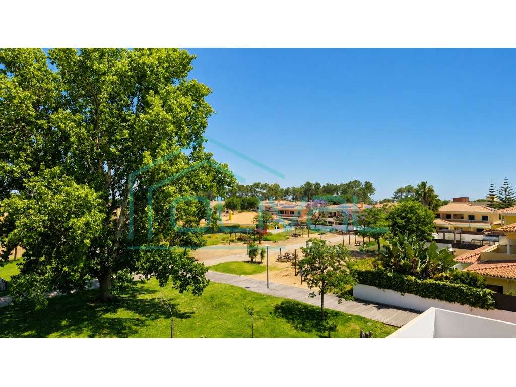 Apartamentos T3 Novos em Condomínio-22