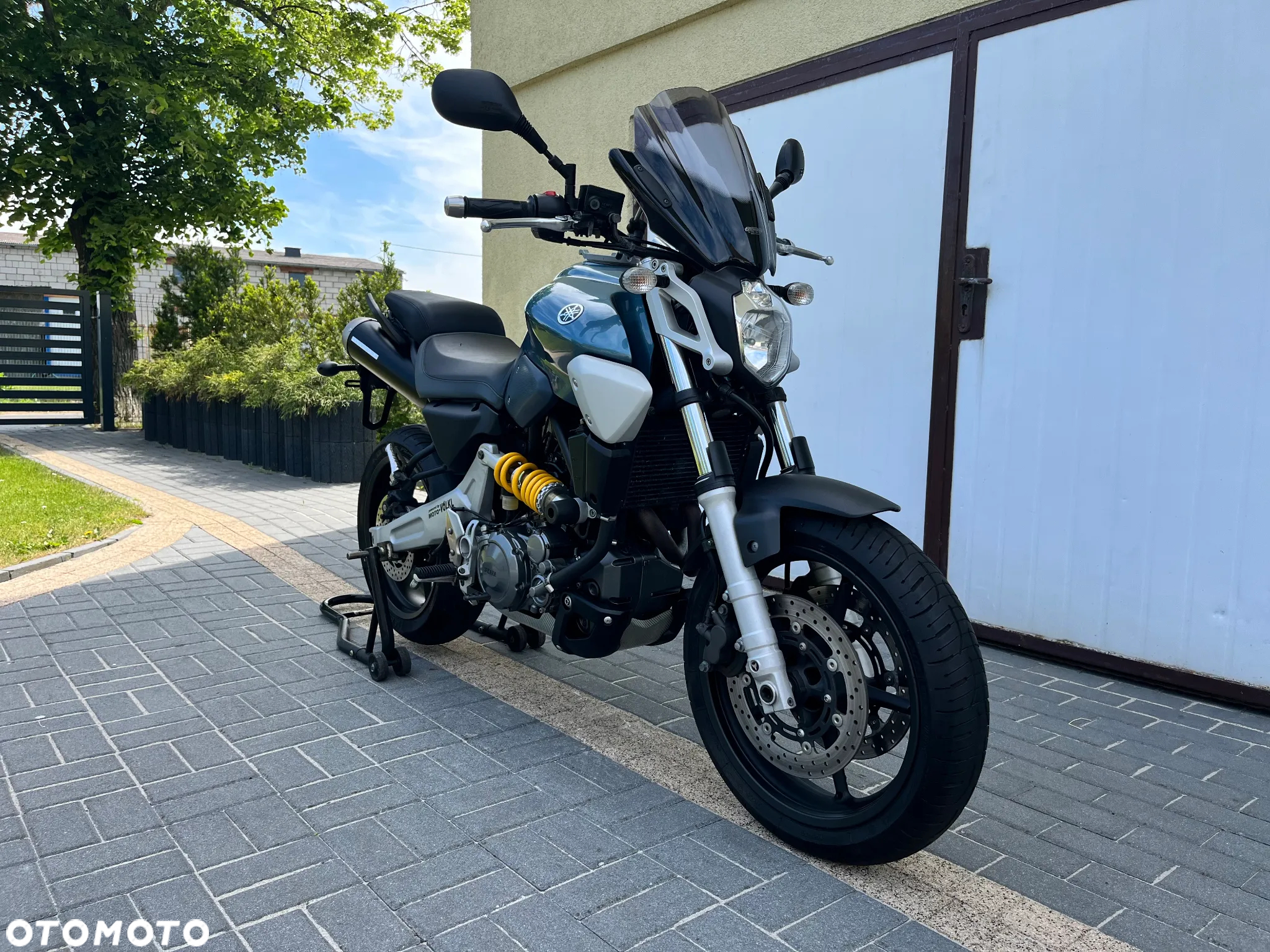 Yamaha MT - 2