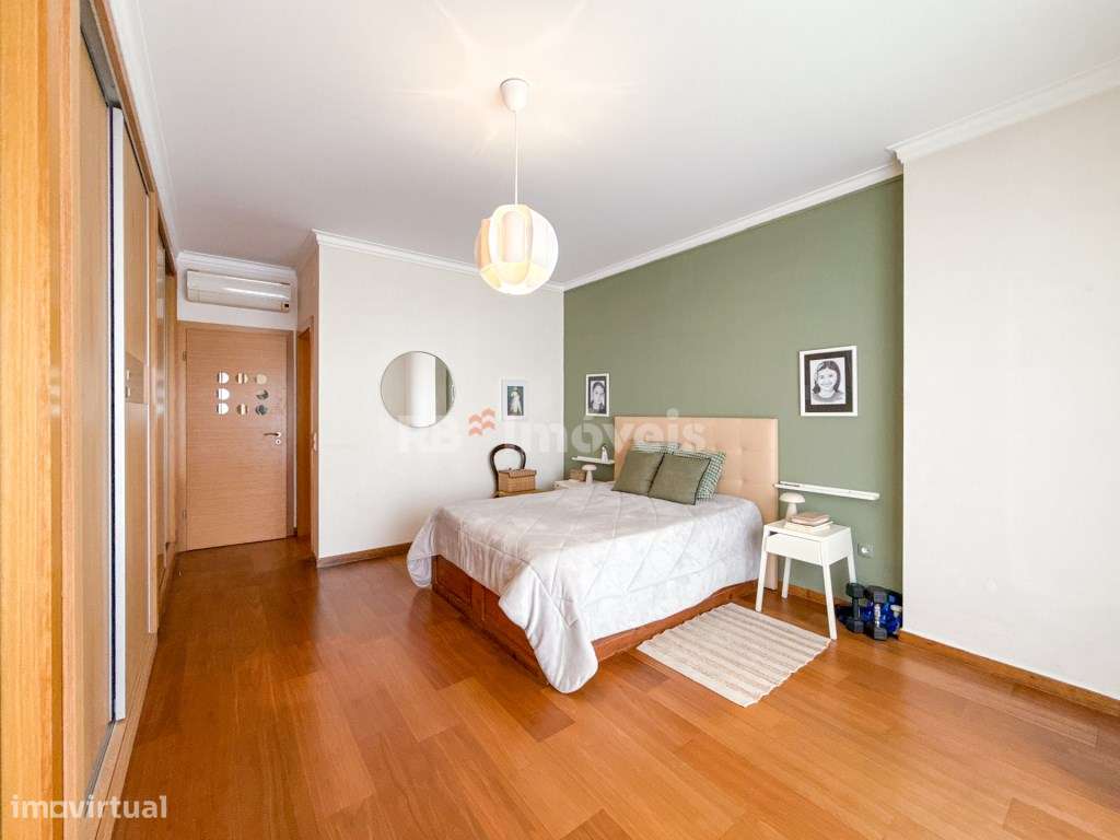 Apartamento T4 Duplex c/ Varandas, Arrecadação e Parqueamento - no ...-41
