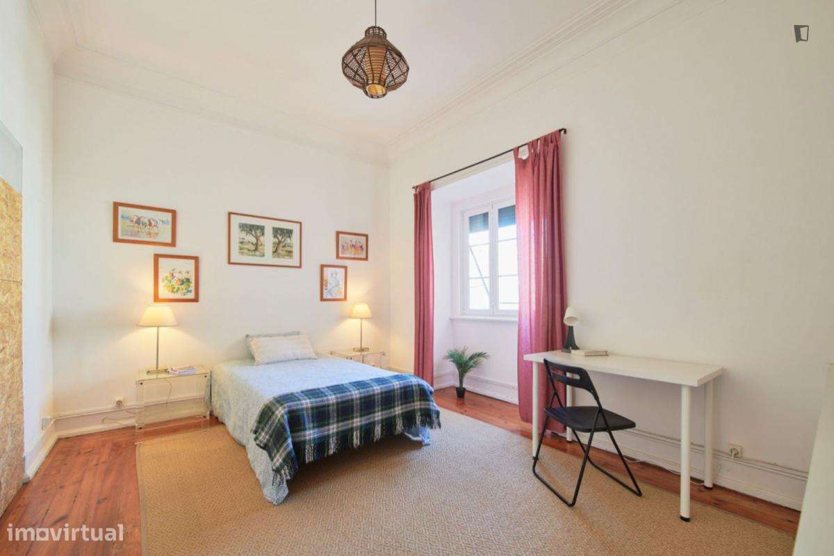 Quarto - localizado em Entrecampos Lisbon - Grande imagem: 4/7