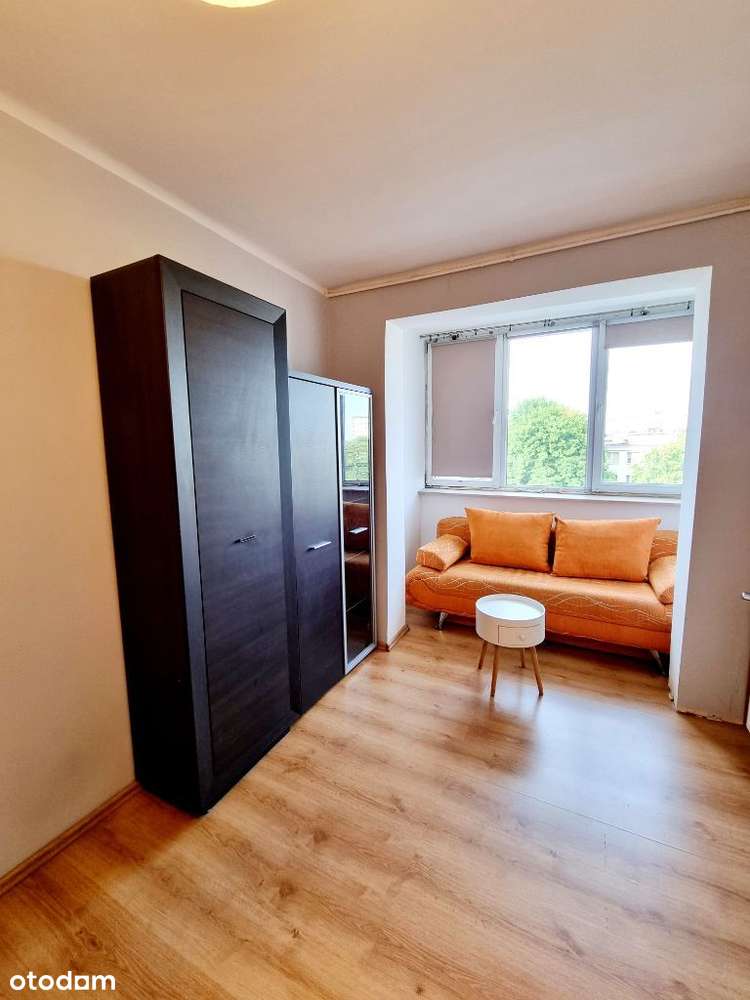 Trzypokojowe mieszkanie w Centrum, 52m2-0