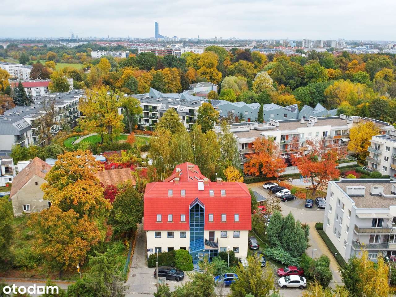 Przytulny lokal z dużym tarasem + m.p + klimatyzacja | ul. Kobierzycka-16