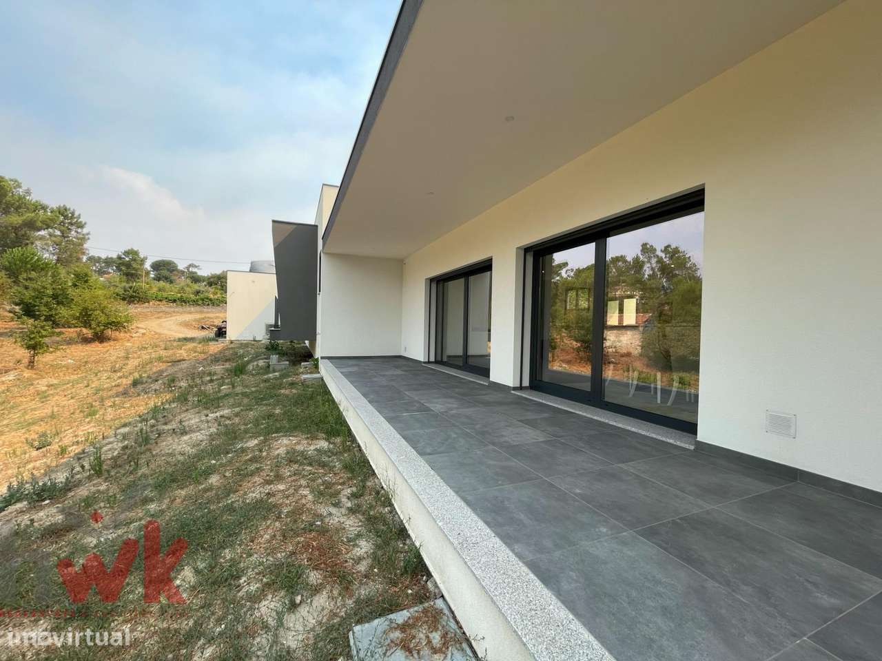 Moradia Nova T4+1 com Terreno-43