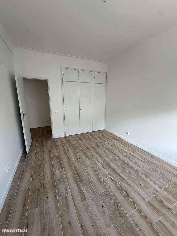 Apartamento T2 com varanda em Samora Correia - Grande imagem: 5/9