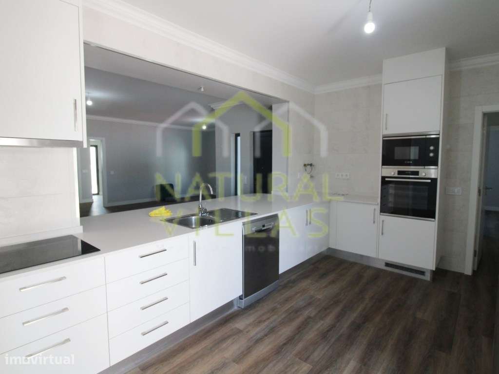 Moradia Isolada T5 Renovada com Piscina, São Brás de Alportel-5