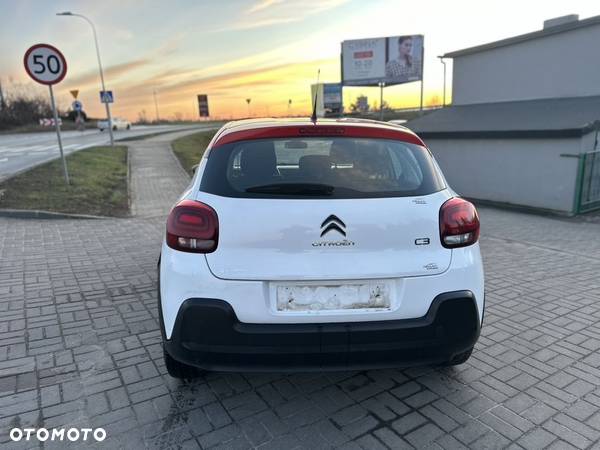 Citroën C3 Pure Tech 82 FEEL - 5