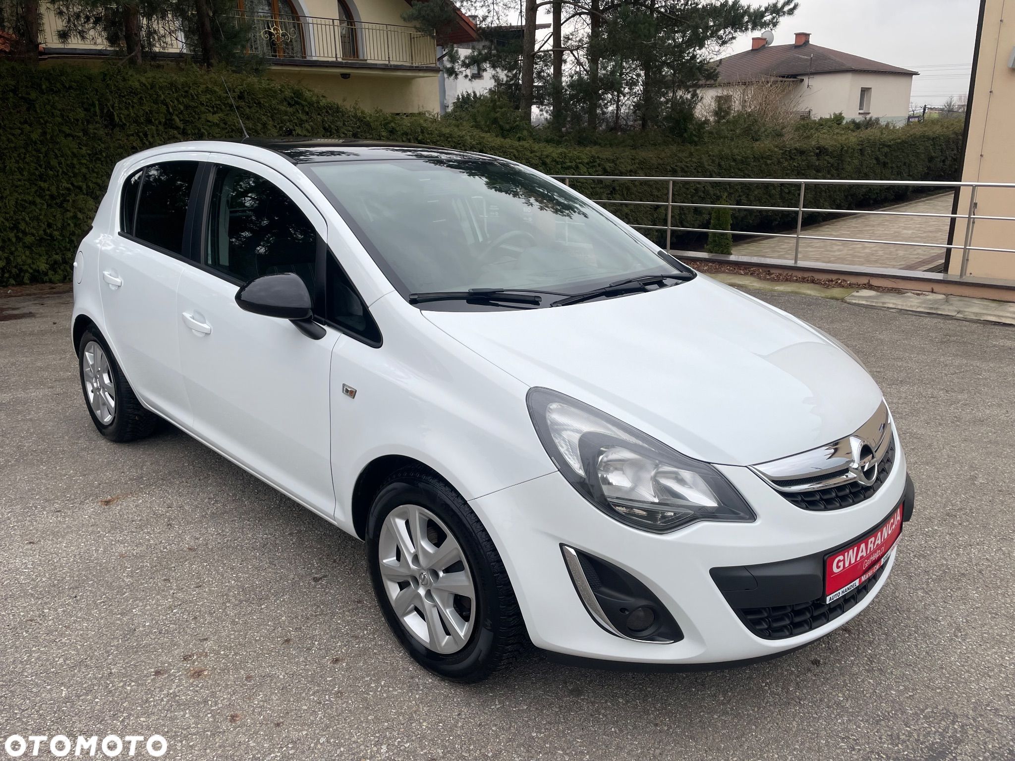 Opel Corsa 1.4 16V Sport - 1