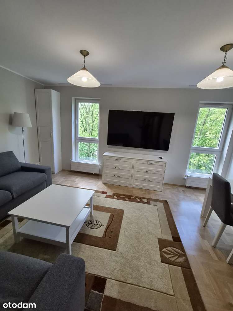 Mieszkanie 3 pokoje + miejsce postojowe / 3-room flat + parking spot