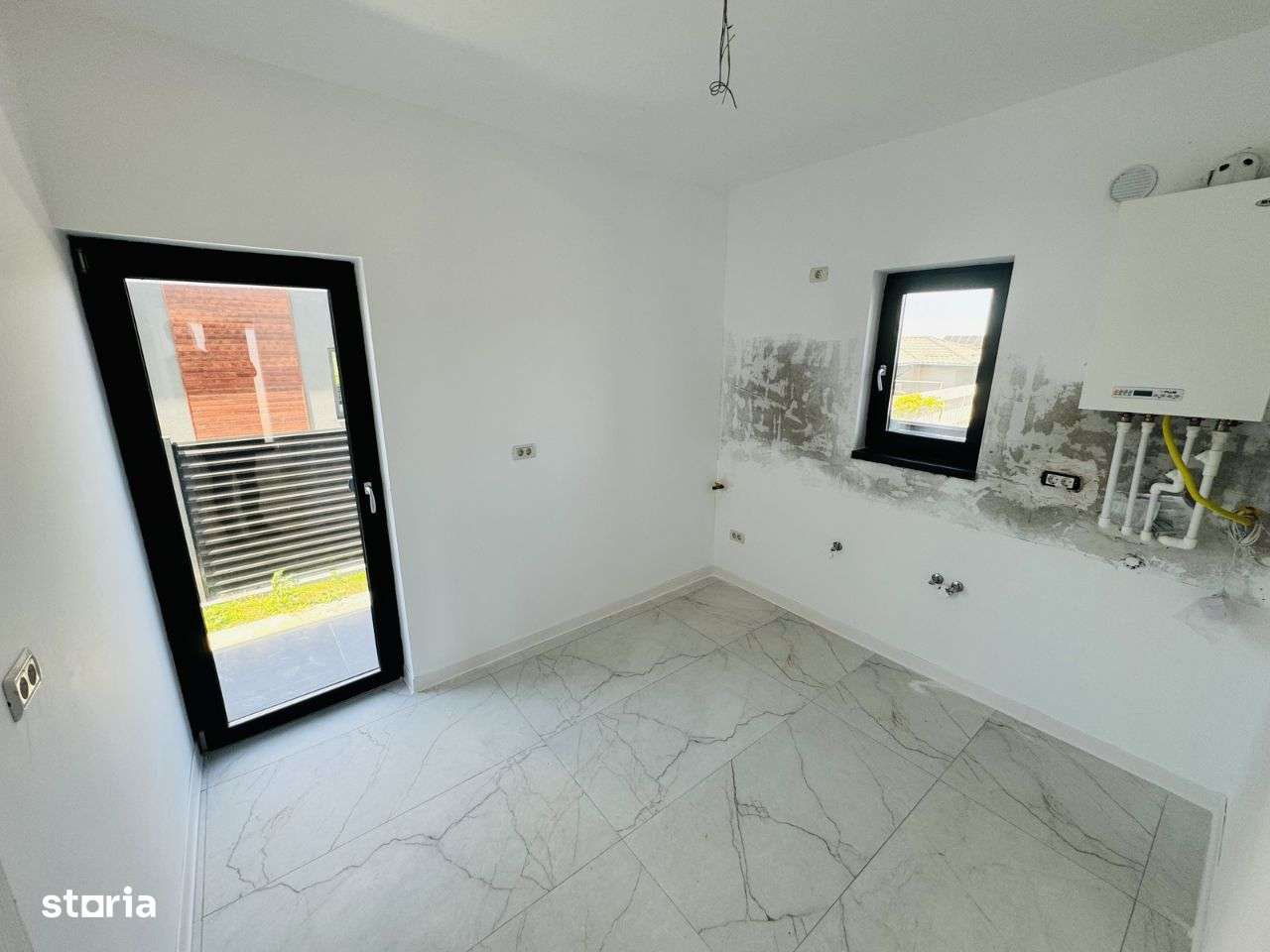 CANALIZARE! Incalz. in pard.! Dressing! Vila 4 camere Bucium - Visan - Imagine principală: 5/10