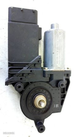 Motor Elevador Volkswagen Passat (3B3) - 2