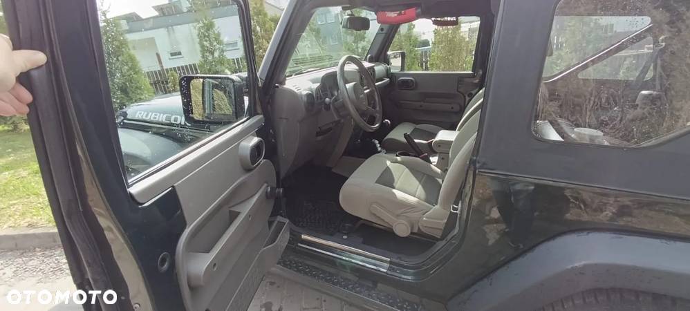 Jeep Wrangler 3.8 Sahara - 14