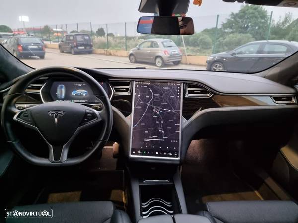 Tesla Model S 75 - 10