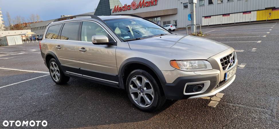 Volvo XC 70 - 3