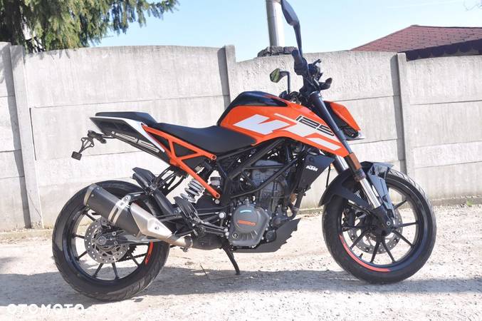 KTM Duke - 17