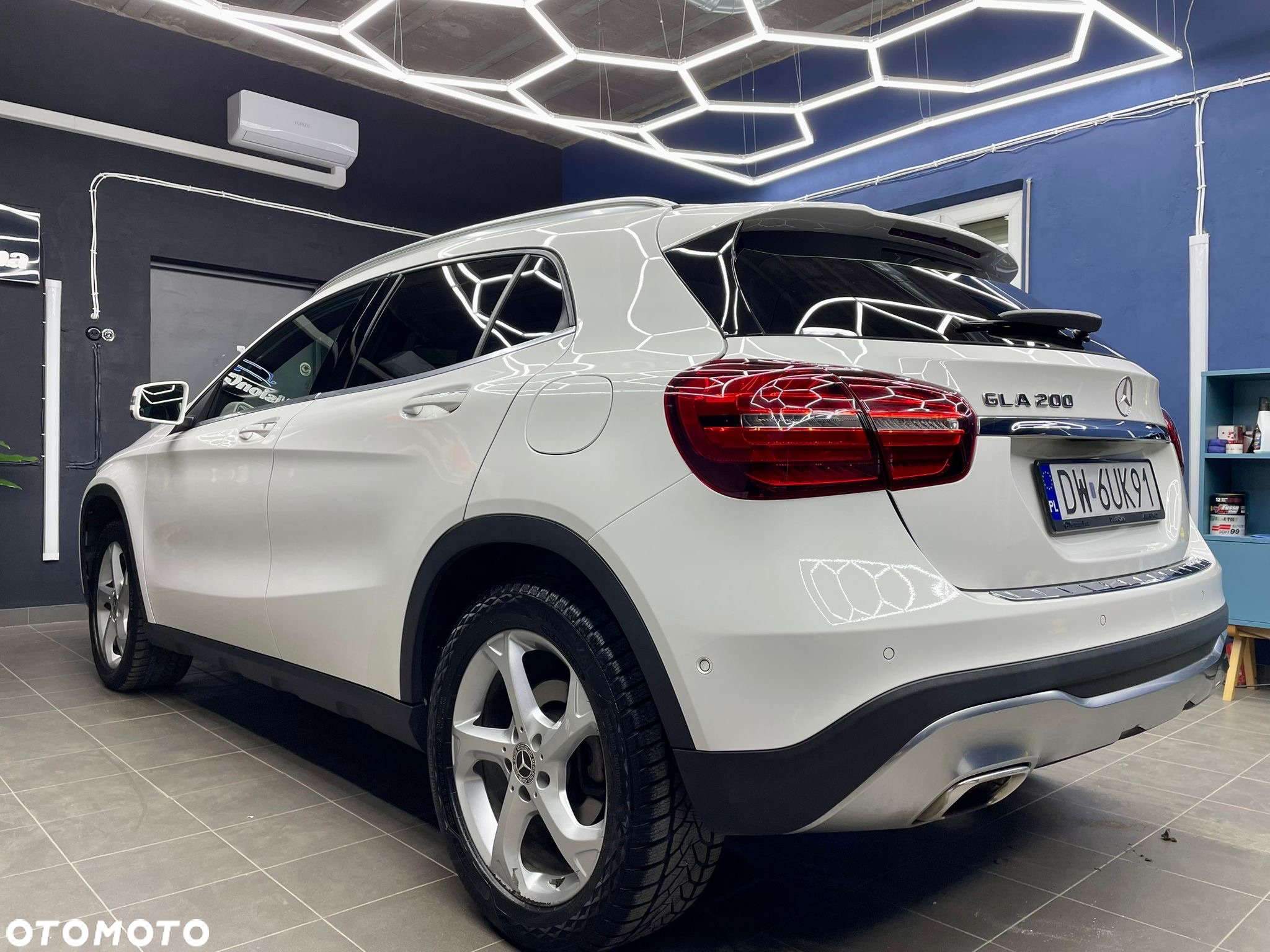 Mercedes-Benz GLA 200 7G-DCT Urban - 8