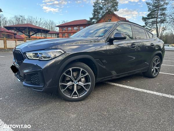 BMW X6 xDrive40i - 25