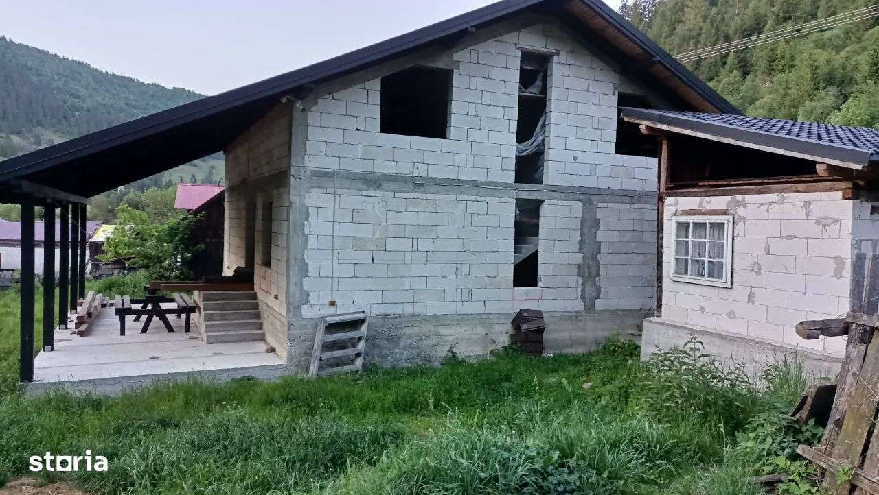 Casă de vânzare in Broșteni - Suceava-8