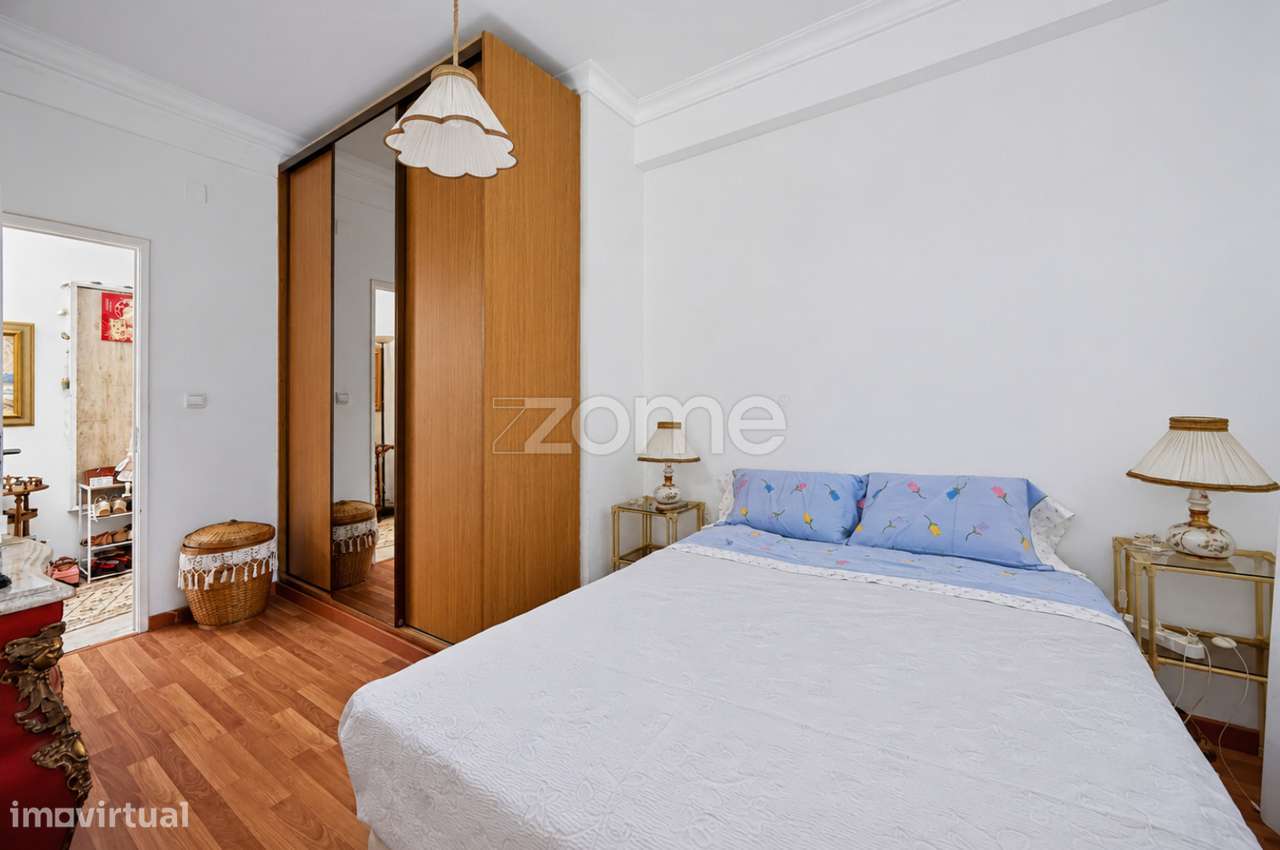 Apartamento, 48 m², Póvoa de Santo Adrião e Olival Basto-2