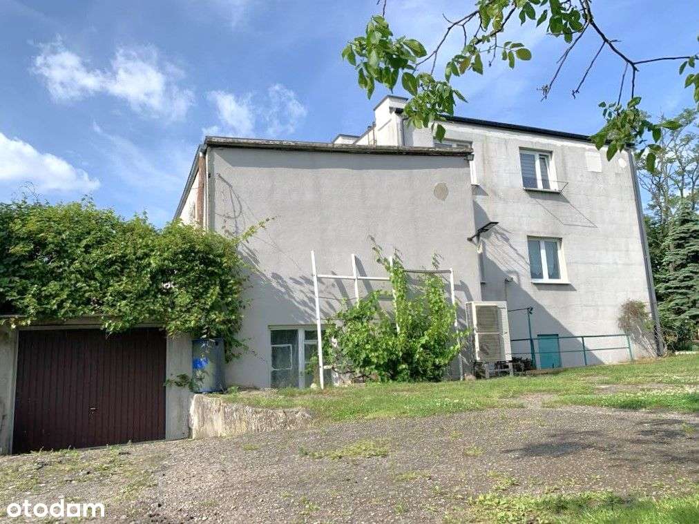 duży dom w centrum Izbicy Kujawskiej woj Kuj-Pomor - Pełny obrazek: 5/20