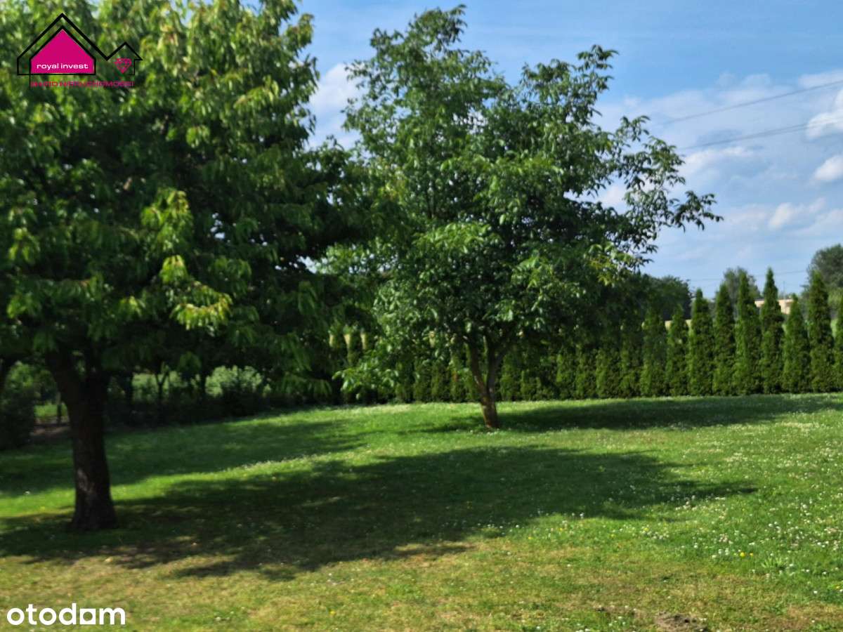 Przestronny dom na dużej działce-14