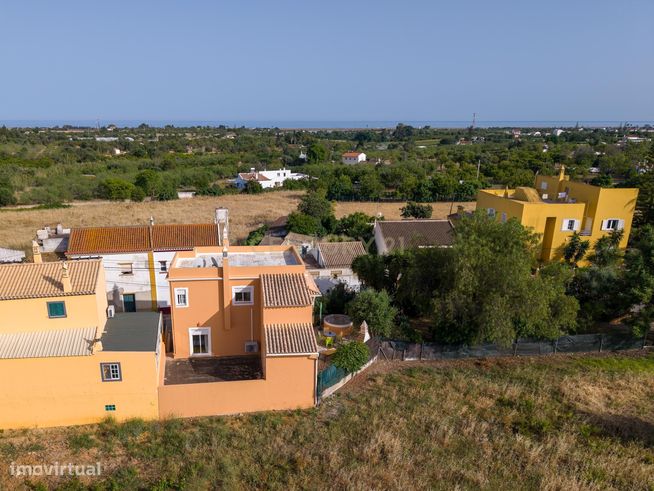 Moradia Isolada T3 com Jardim e Garagem em Bernardinheiro, Tavira-40