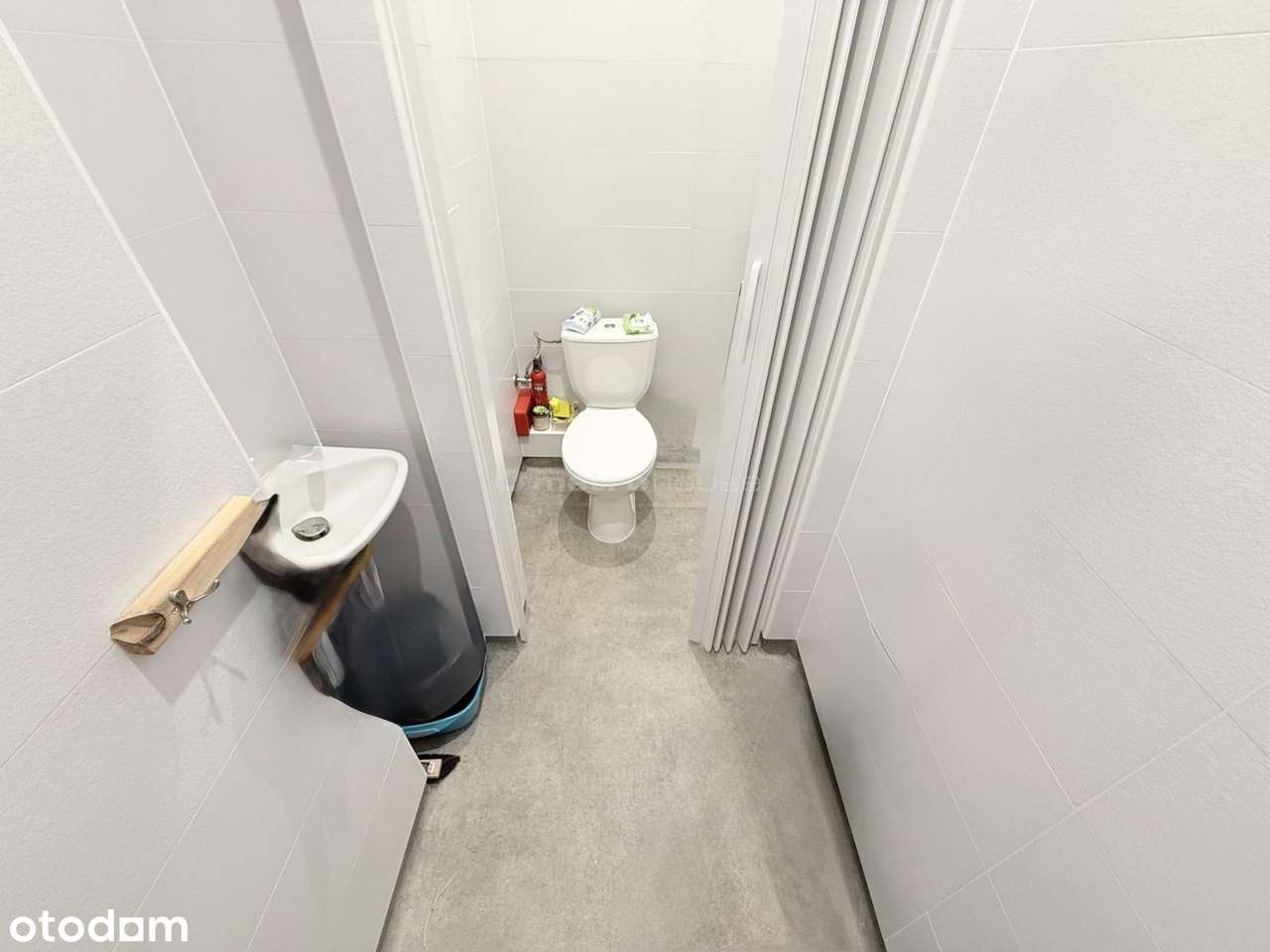 Przestronny lokal z witrynami, 5 min Metro Kabaty-9