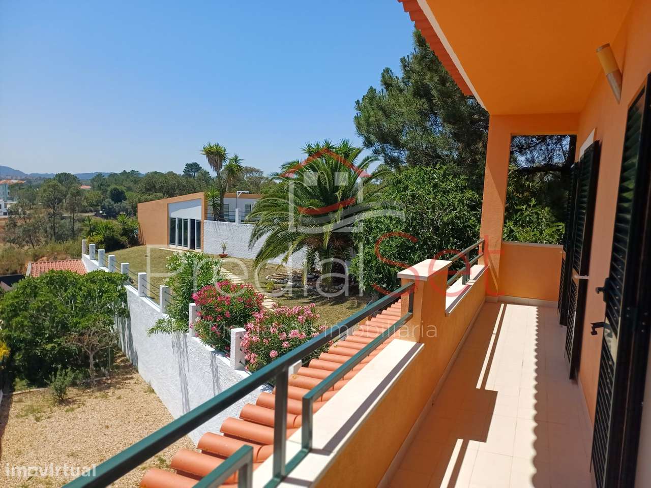 Moradia T4 Piscina-Setúbal-19