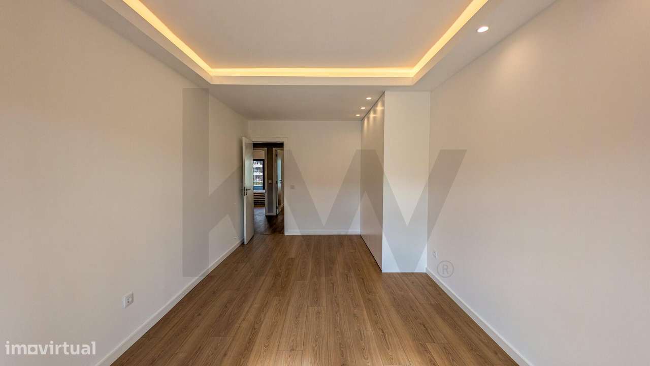 Moradia nova T4+2 Mobilada com Vista Montanha em Lordelo – Vila Real-53