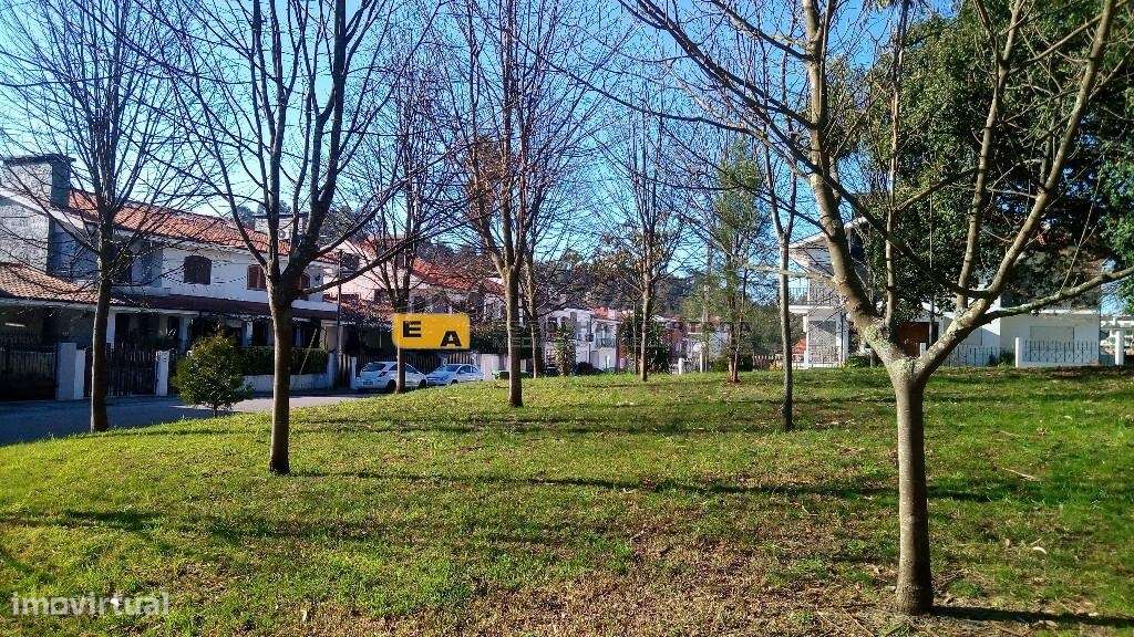 Terreno Pedroso Gaia - Grande imagem: 4/10