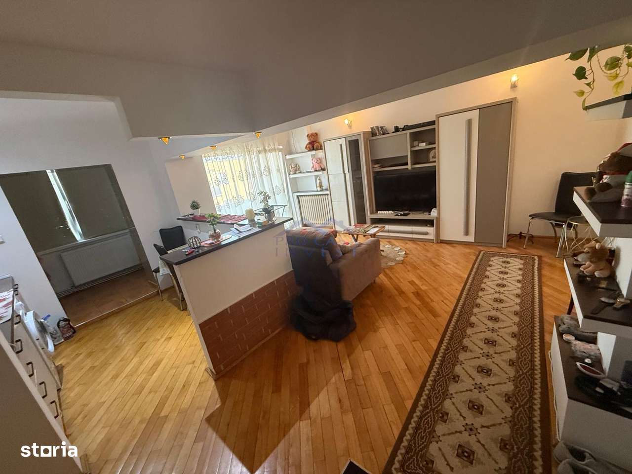 Apartament 2 camere , mobilat, utilat, Cetate-Mercur - Imagine principală: 2/7