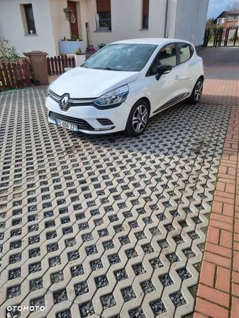 Renault Clio 1.2 16V Expression - 1