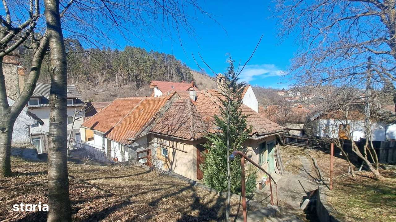 CASA CU TEREN GENEROS si acces pe doua fronturi - Imagine principală: 2/16