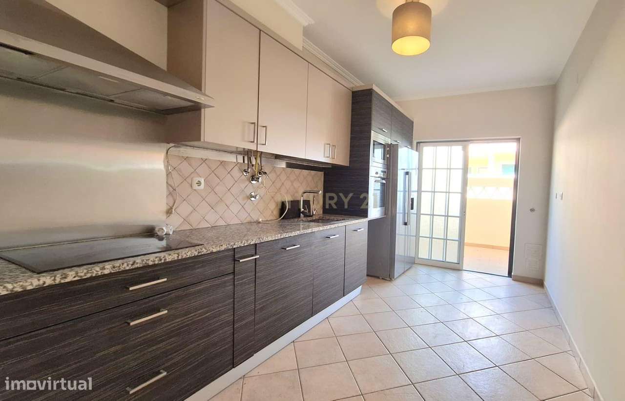 Moradia T3 com Piscina e Garagem em box, Albufeira - Grande imagem: 4/25