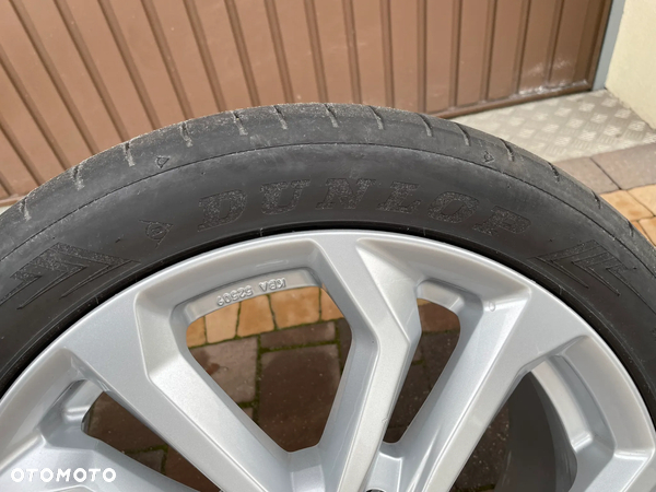 KOŁA FELGI Z OPONAMI ALUFEGI DEZENT TA SILVER 7 x17,  5 x114.30,  ET 47 Opona Dunlop 225/45/17 MAZDA 3 - 14