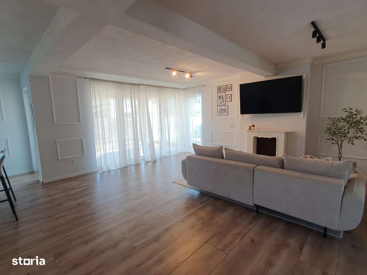 Vand casa noua in Livada-4