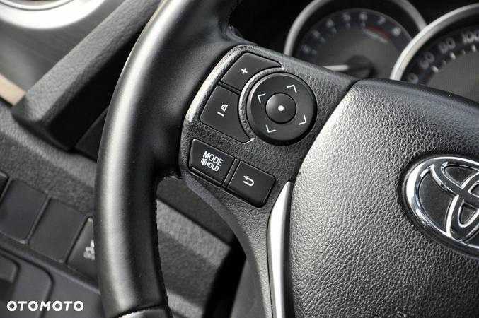 Toyota Auris 1.33 VVT-i Premium Comfort - 9
