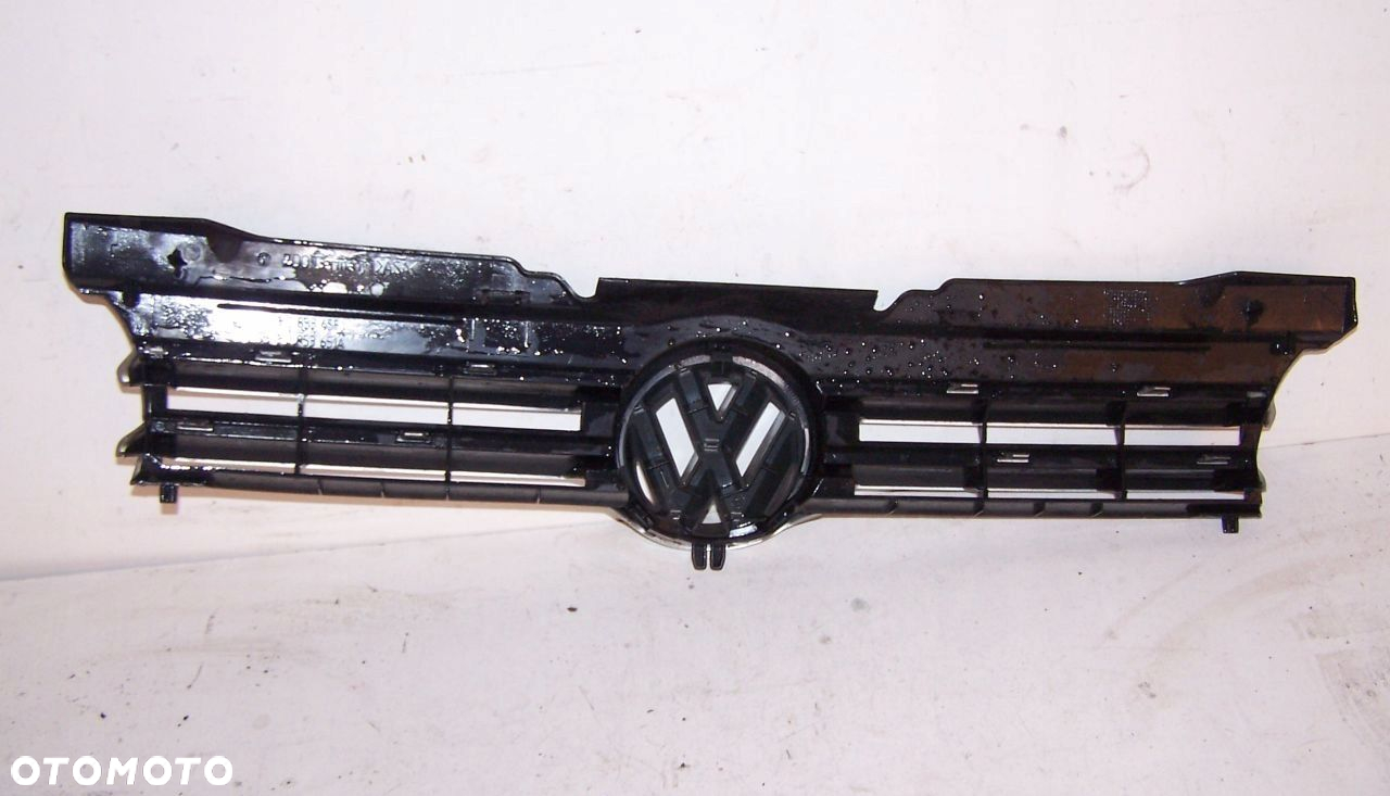 VW GOLF III 3 CABRIO GRILL ATRAPA SRERBNA - 2