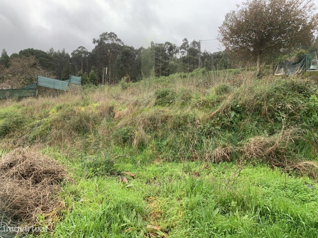 Lote de terreno em Vilarelho